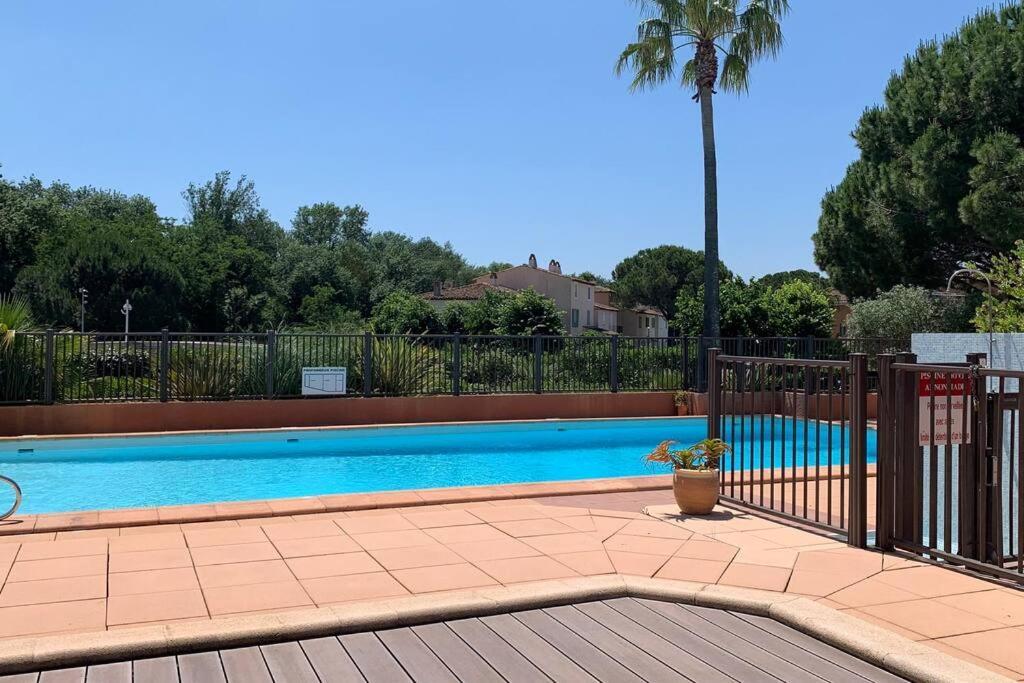 Eclat D'Azur Apartment Cogolin Exterior photo